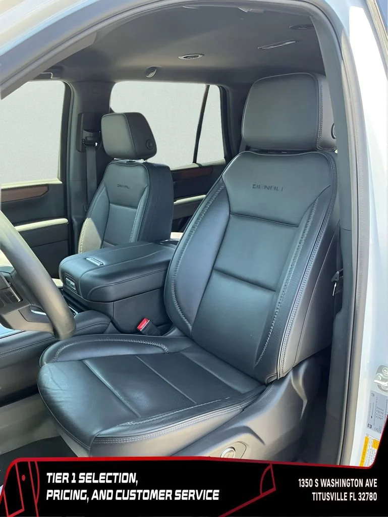 Used 2025 Summit White GMC Denali image 27