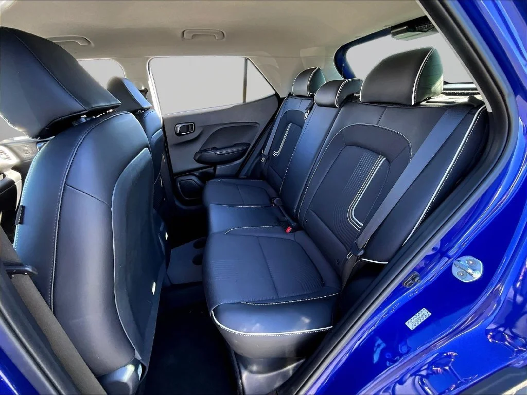 Used 2022 Blue Hyundai Limited image 24