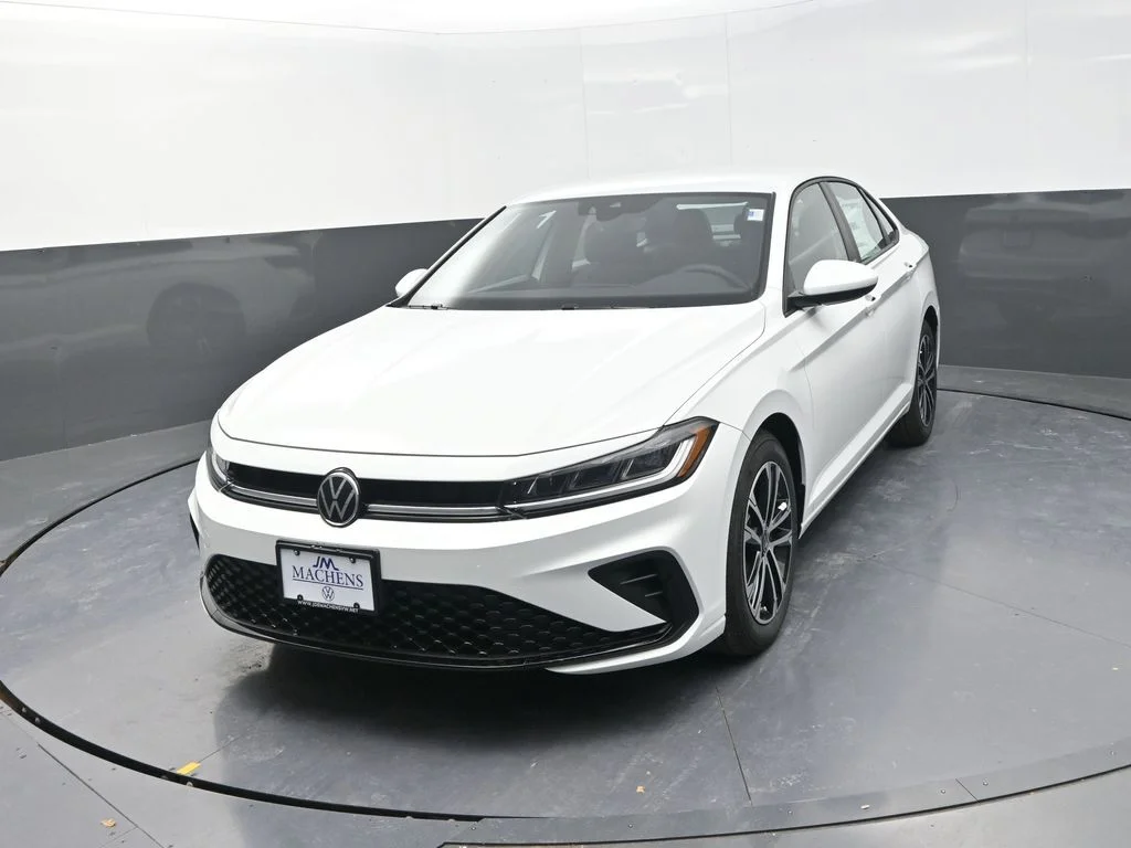 New 2026  Volkswagen 1.5T Sport image 4