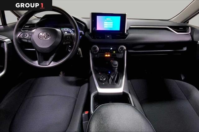 Certified Used 2025 ICE CAP Toyota  image 16