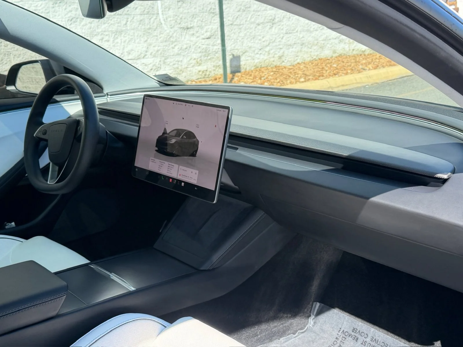 Used 2025  Tesla Performance image 24