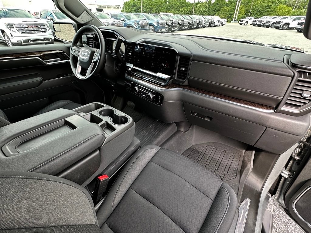 Used 2023 Sterling Metallic GMC Elevation image 14
