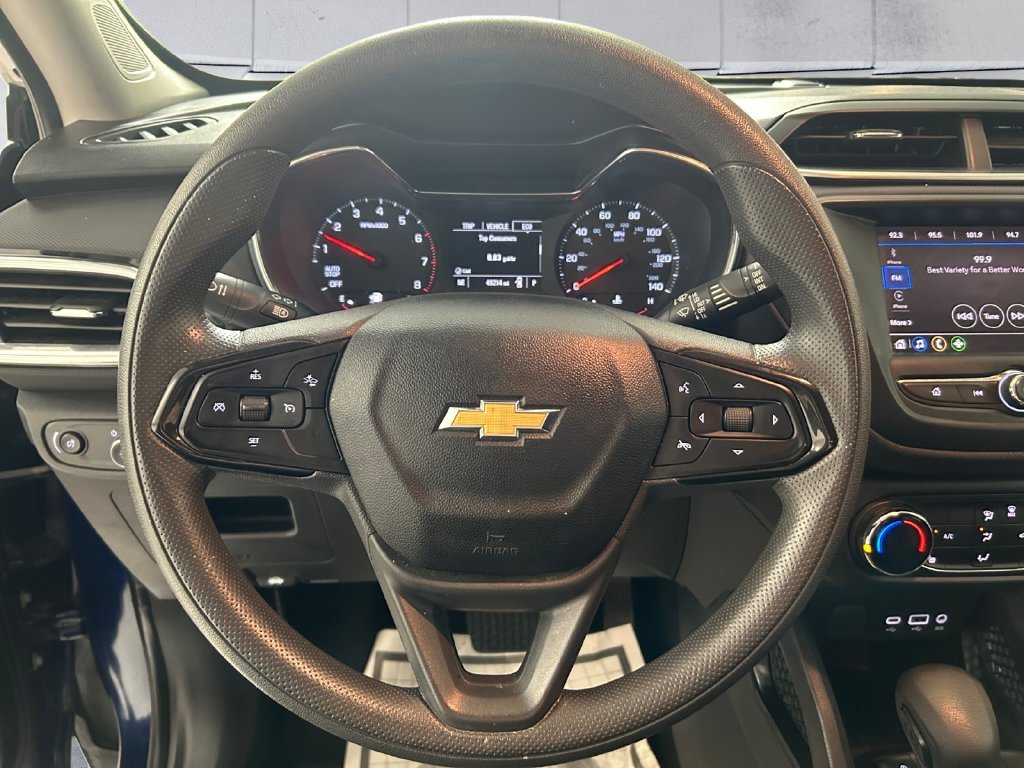 Used 2022 Blue Chevrolet LT image 9