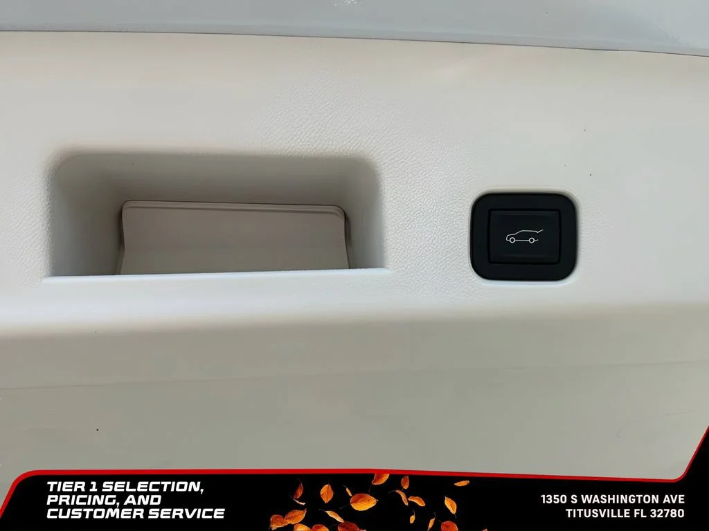New 2026 Glacier White Tricoat GMC Denali image 21