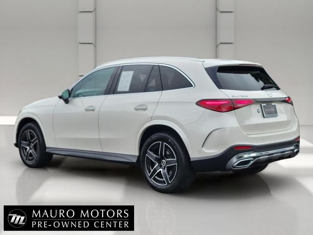 Used 2023 White Mercedes-Benz GLC 300 image 4