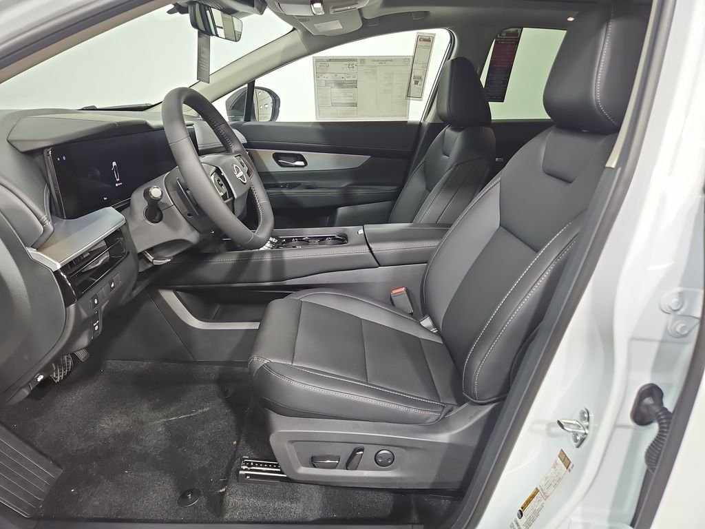 New 2026 White Nissan SL image 10