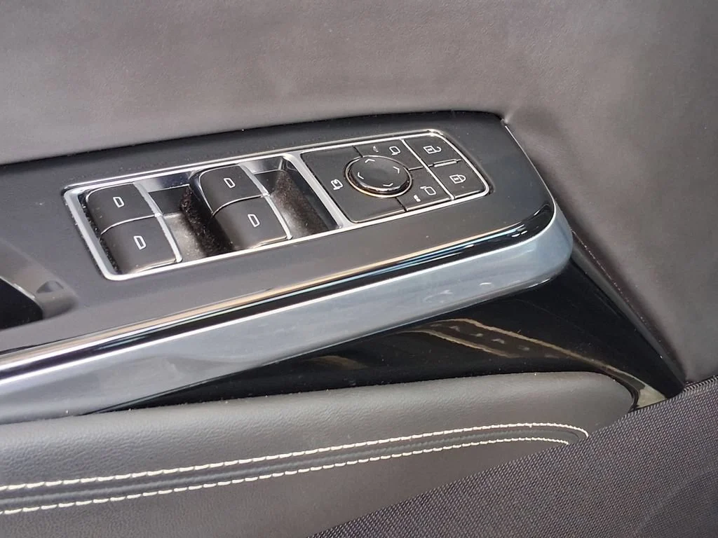 Used 2026 Black Raven Cadillac Platinum Sport image 19