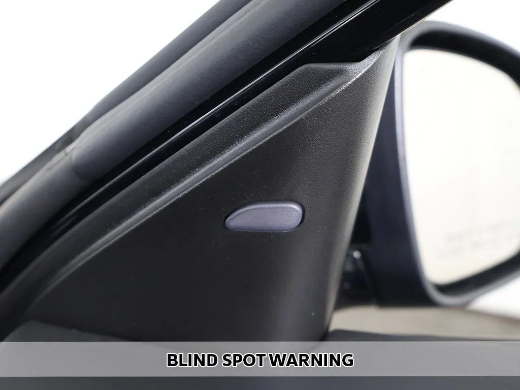Used 2023 Black Nissan 2.5 SL image 7