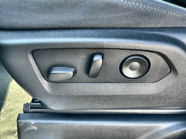 2026 Chevrolet Silverado 1500 photo 16 of 35