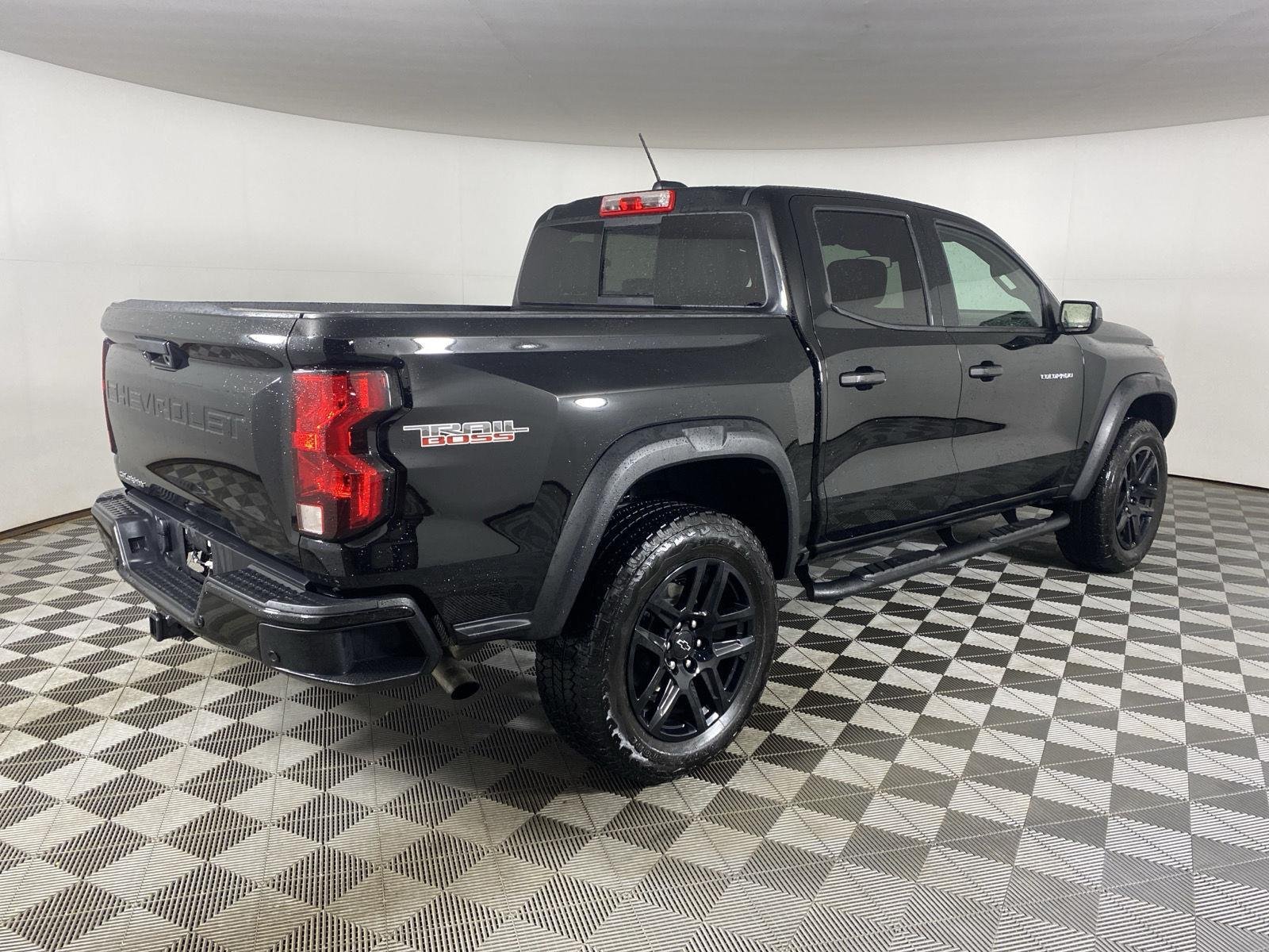 Used 2025 Black Chevrolet 4WD Trail Boss image 7