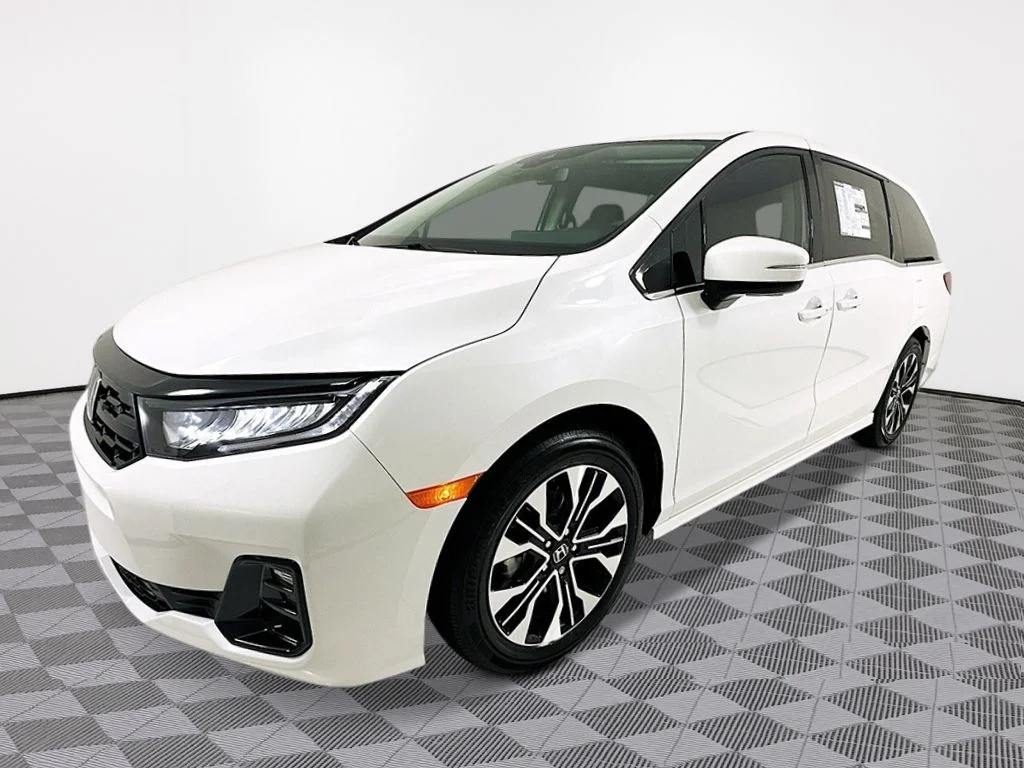 2026 Honda Odyssey Elite's photo