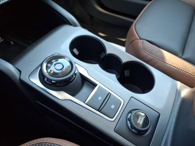 New 2025 Oxford White Ford Outer Banks® image 27