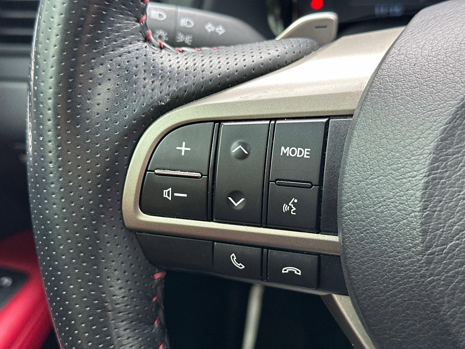 Used 2020 Silver Lexus RX 450h F SPORT Performance image 21