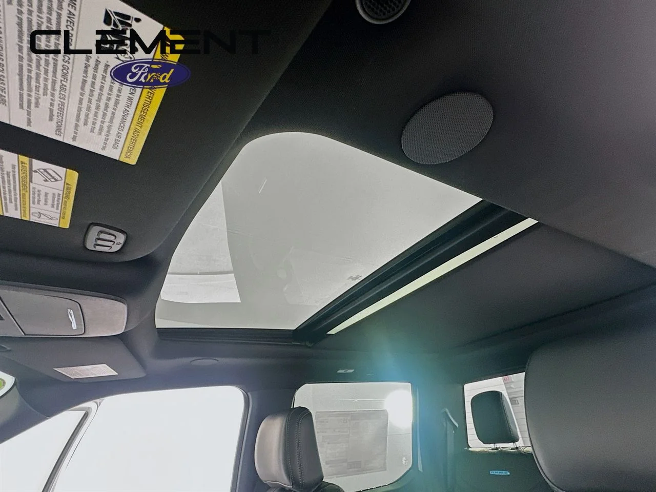 New 2026 Star White Metallic Tri-Coat Ford Platinum® image 23