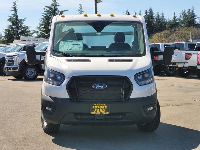 New 2025 Oxford White Ford Cutaway image 3