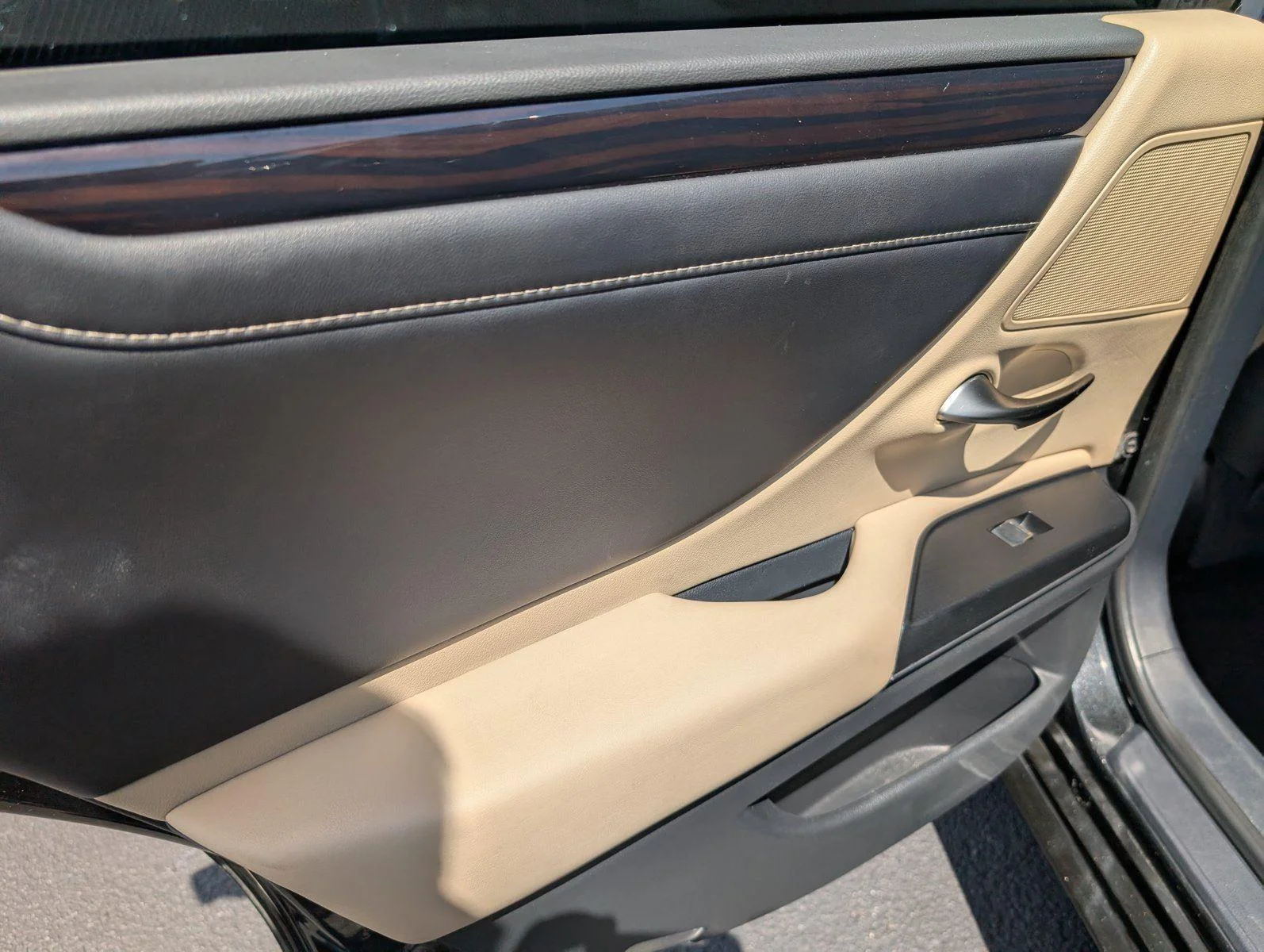 Used 2021 Caviar Lexus ES 350 image 35