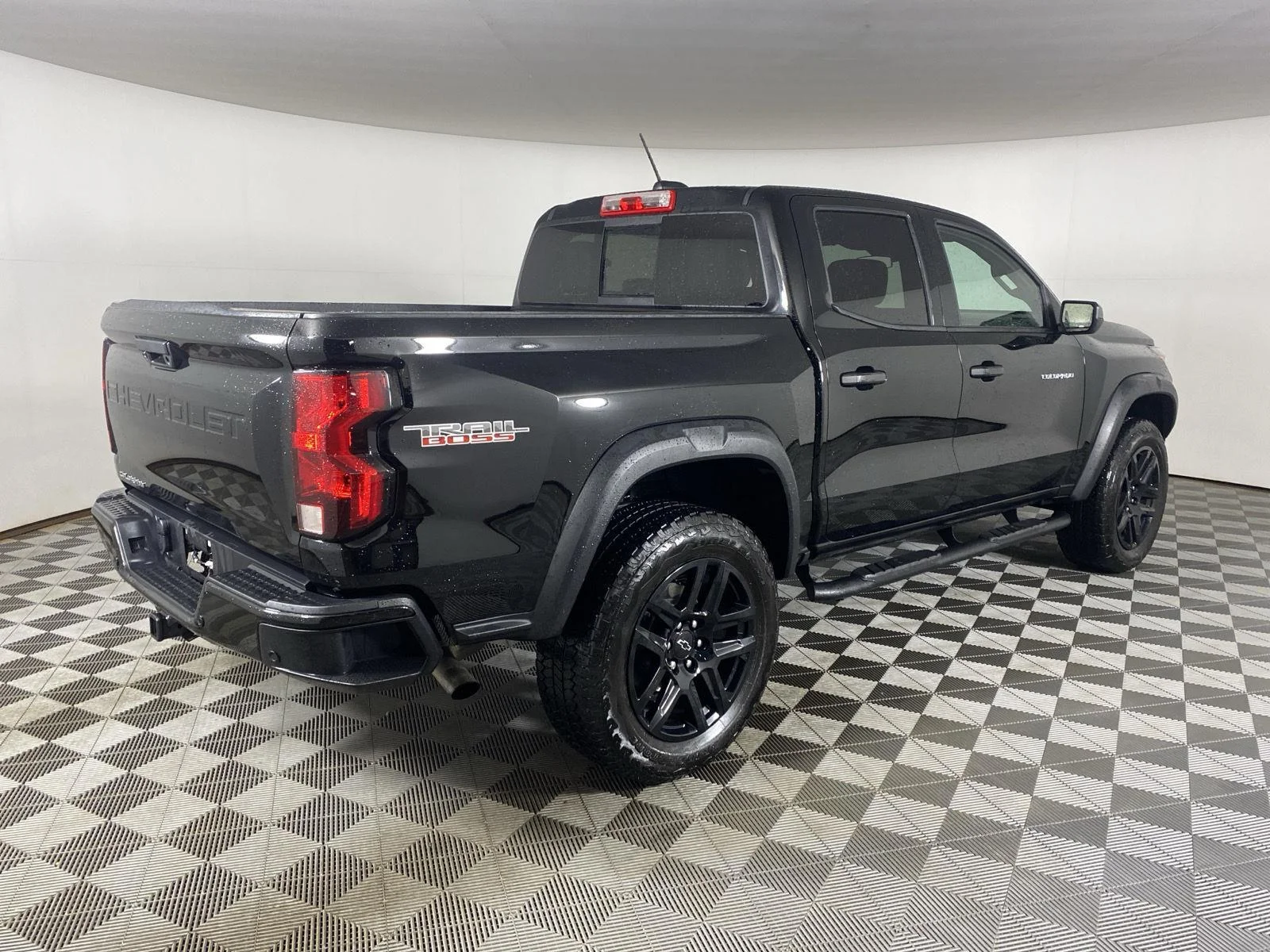 Used 2025 Black Chevrolet Trail Boss image 7