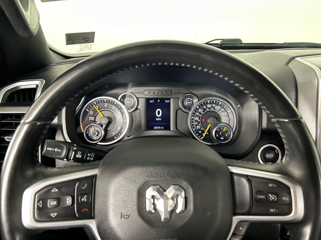 Used 2022 Silver Ram Big Horn/Lone Star image 14