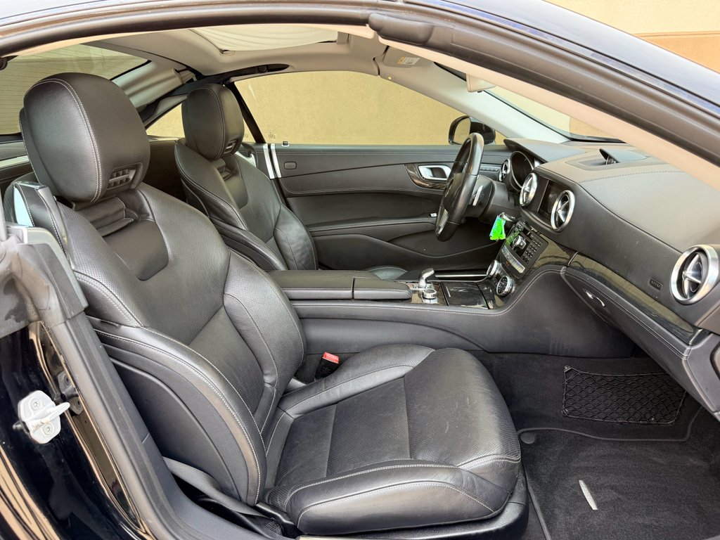 Used 2016 Black Mercedes-Benz SL400 image 18