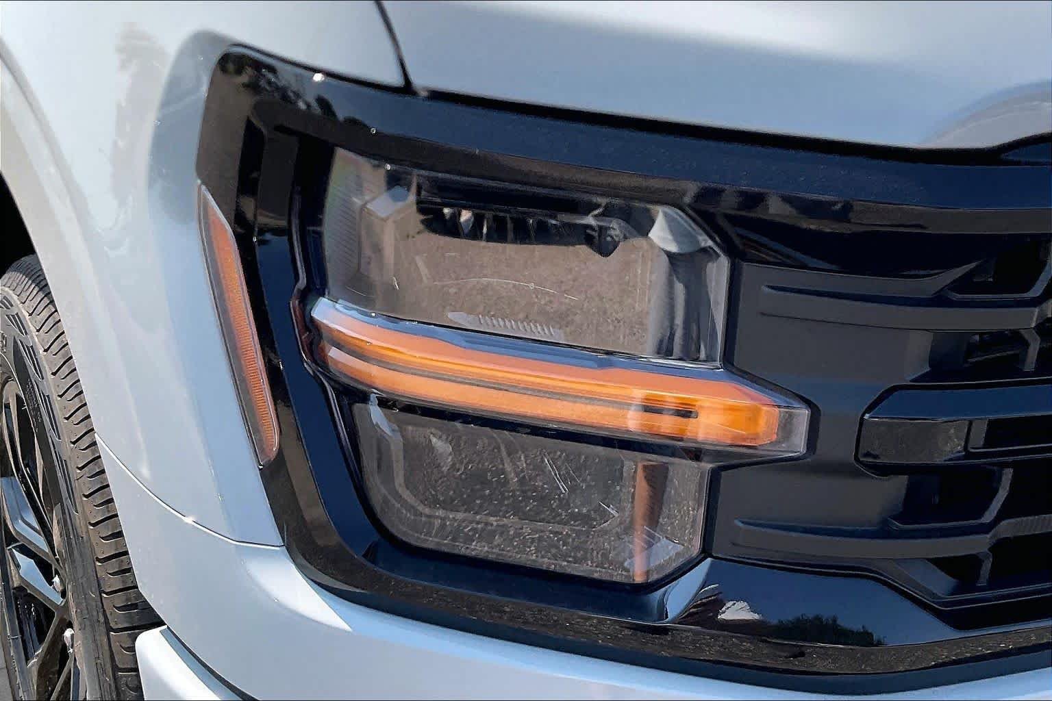New 2026 Avalanche Ford XLT image 13