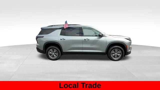 Used 2025 Gray Chevrolet LT image 9