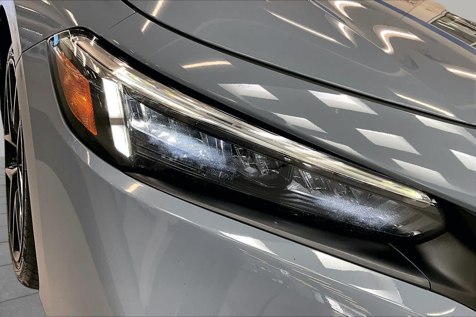 Used 2024 Sonic Gray Pearl Honda Sport Touring image 27