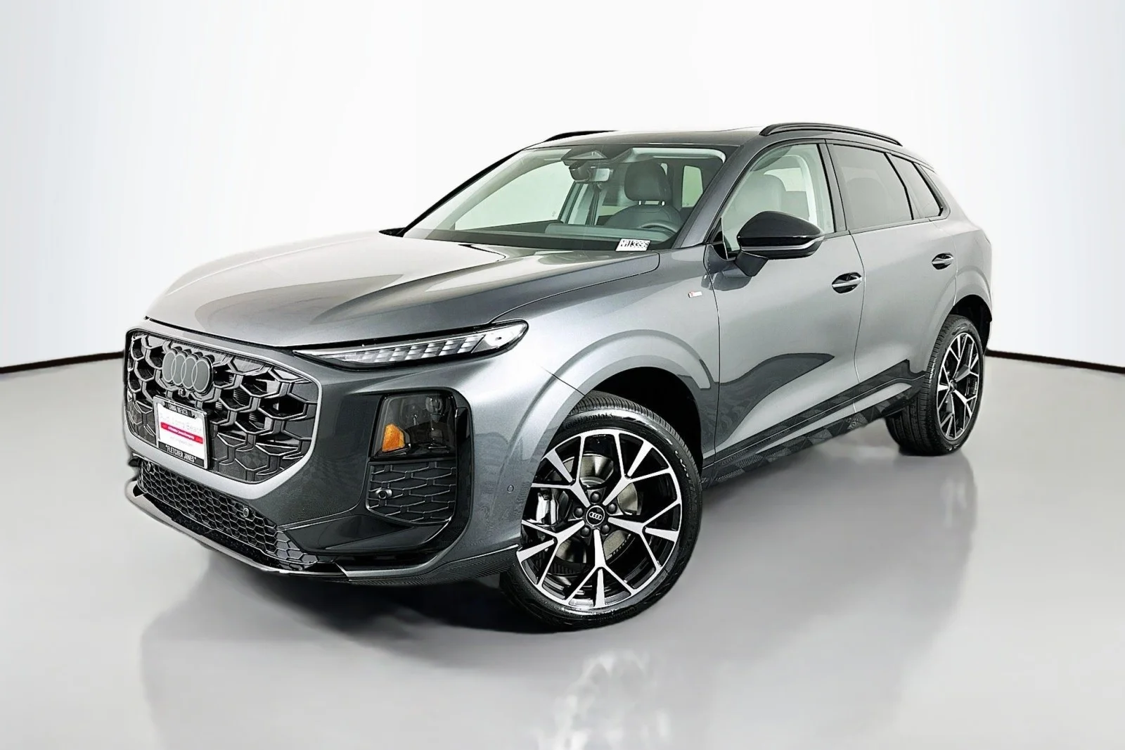 2026 Audi Q3 S line quattro's photo