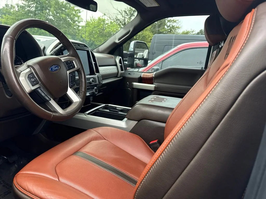 Used 2022 Gray Ford King Ranch image 3
