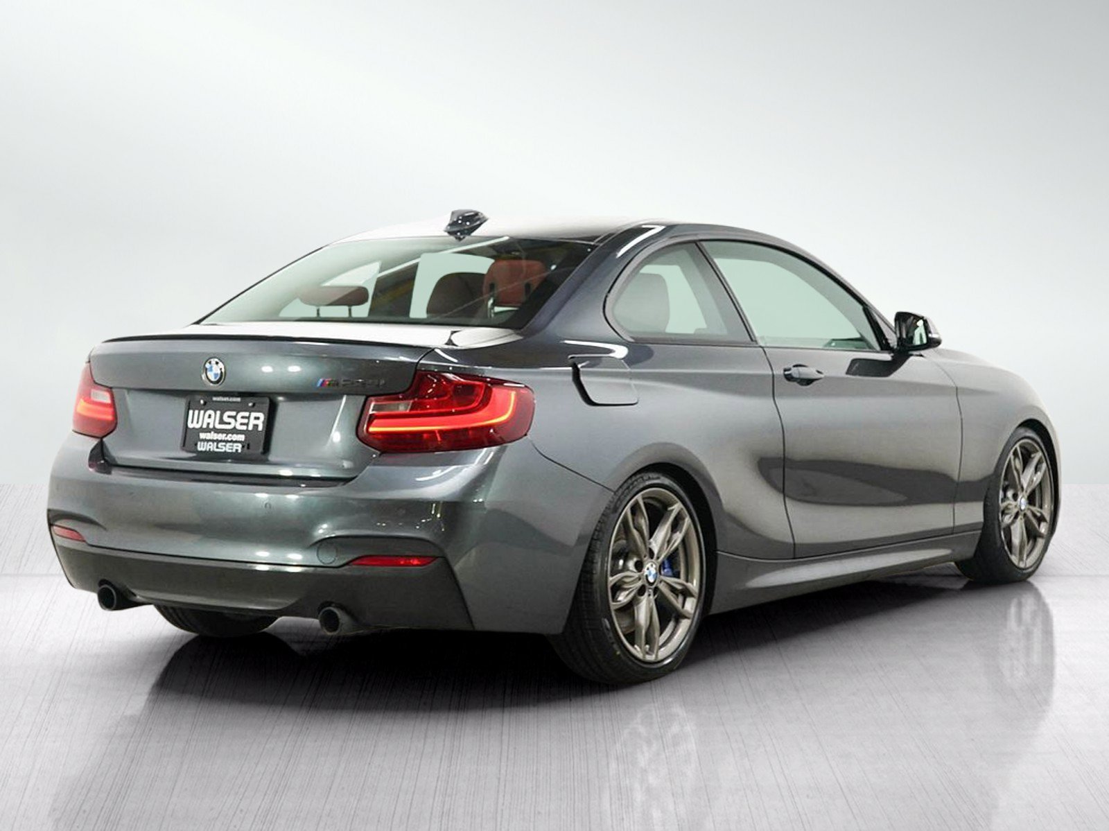 Used 2016 Mineral Gray Metallic BMW M235i xDrive image 5