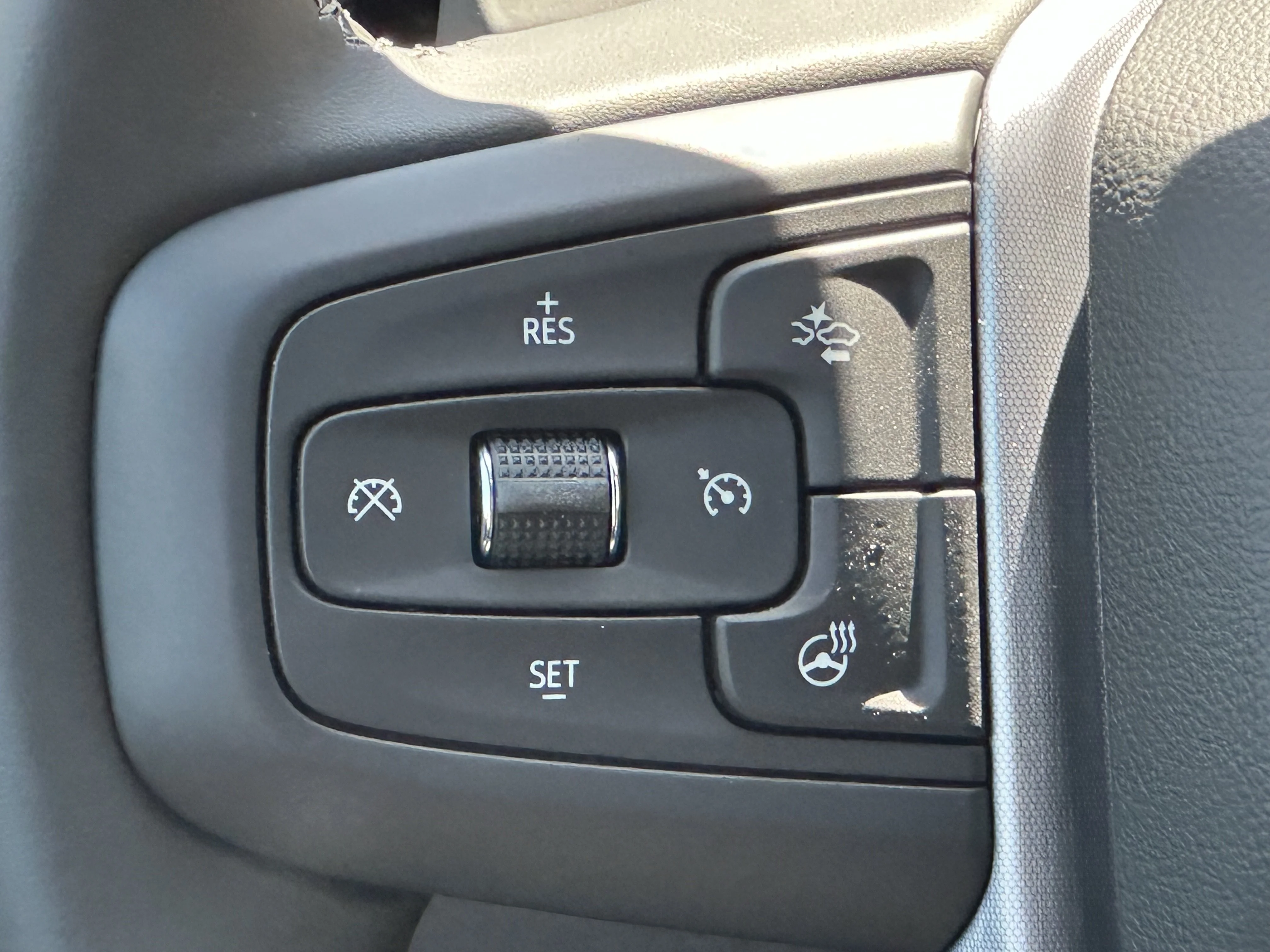 New 2026 Summit White GMC Elevation image 13