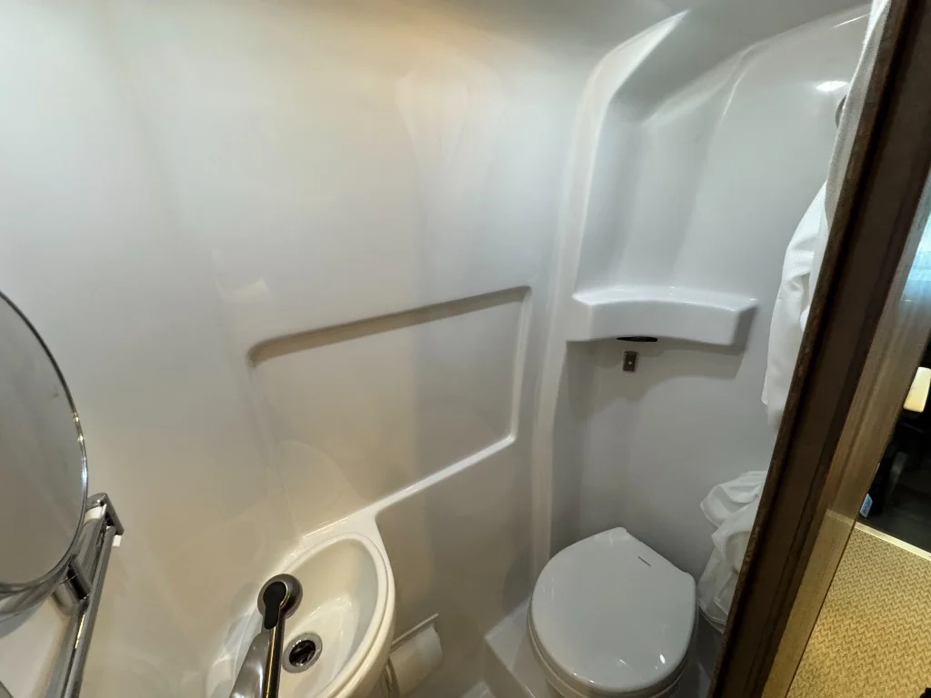 New 2027 TENORITE GREY PREMIUM METALLIC AIRSTREAM  image 29