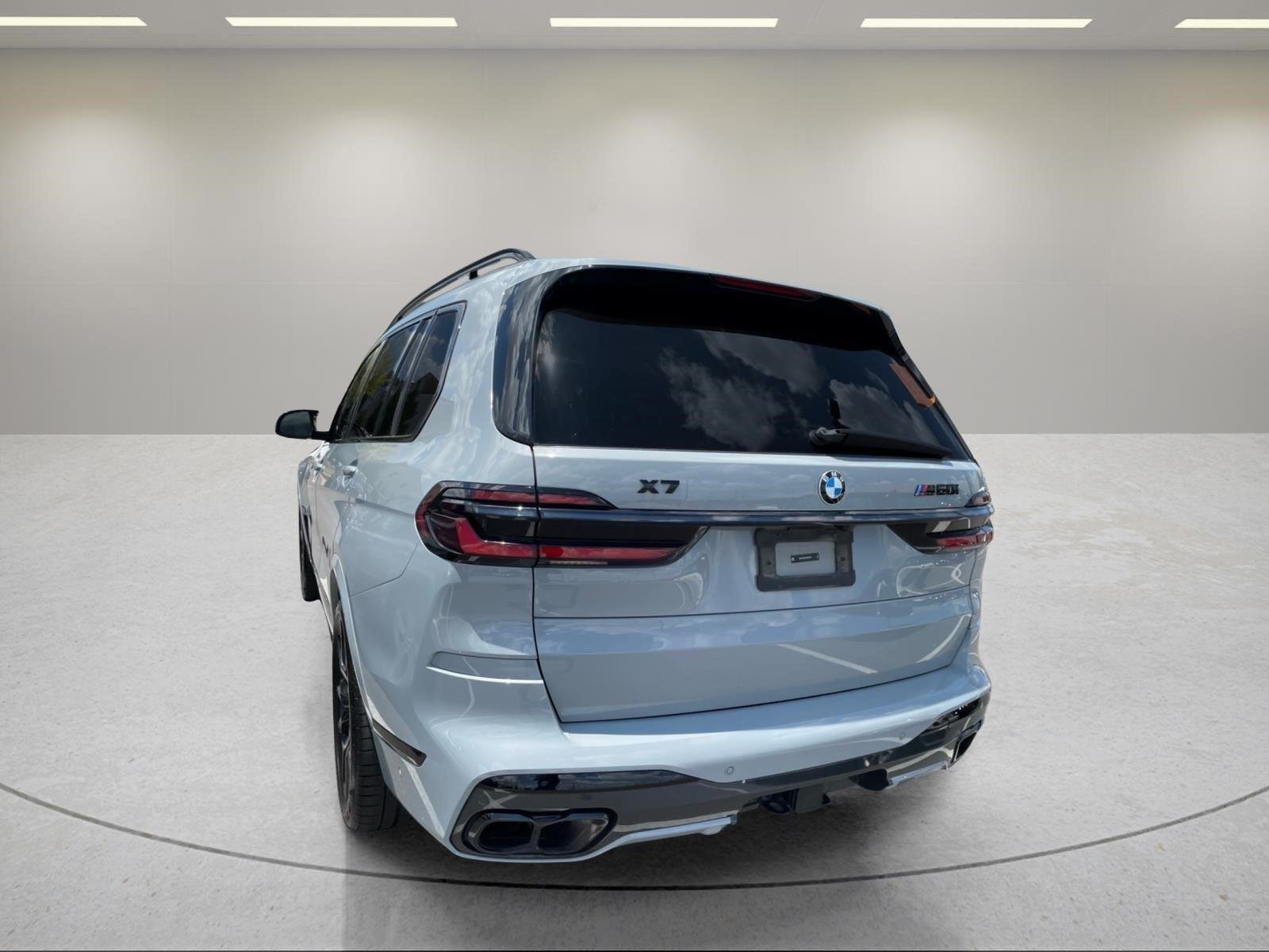 Used 2024 Brooklyn Grey Metallic BMW M60i image 17