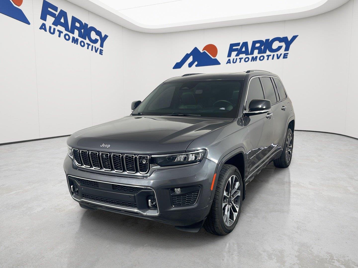Used 2022 Baltic Gray Metallic Clearcoat Jeep Overland image 4