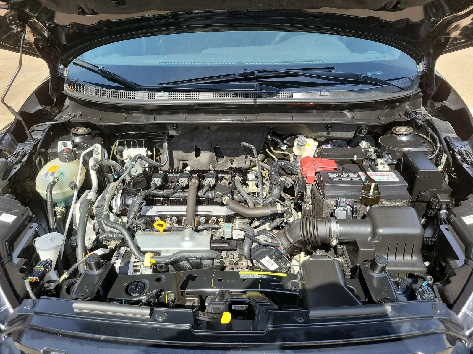 Used 2022 Black Nissan SR Xtronic CVT image 28