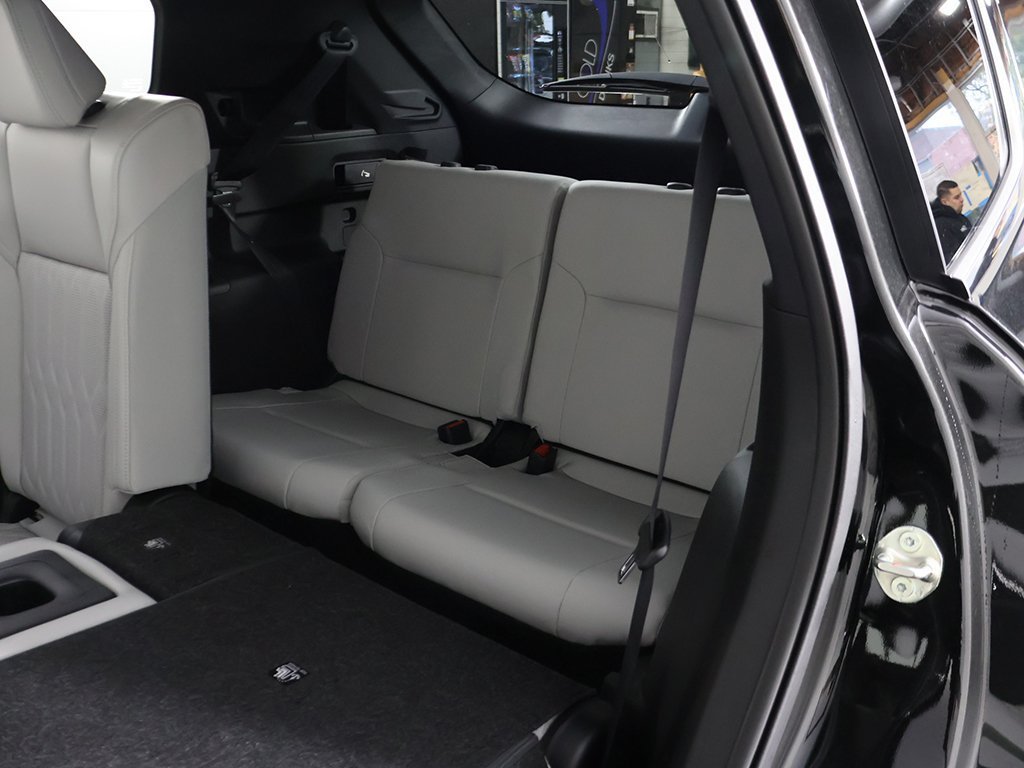 Used 2025 Black Mitsubishi SEL image 36