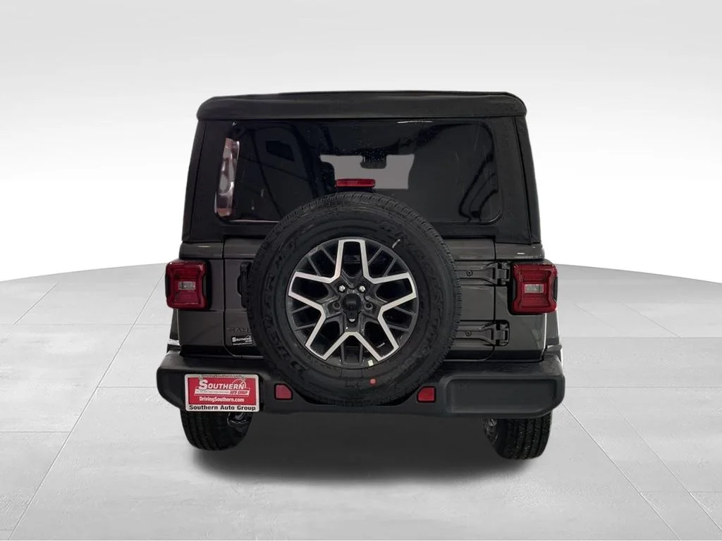 2025 Jeep Wrangler 4-Door Sahara - Photo 7