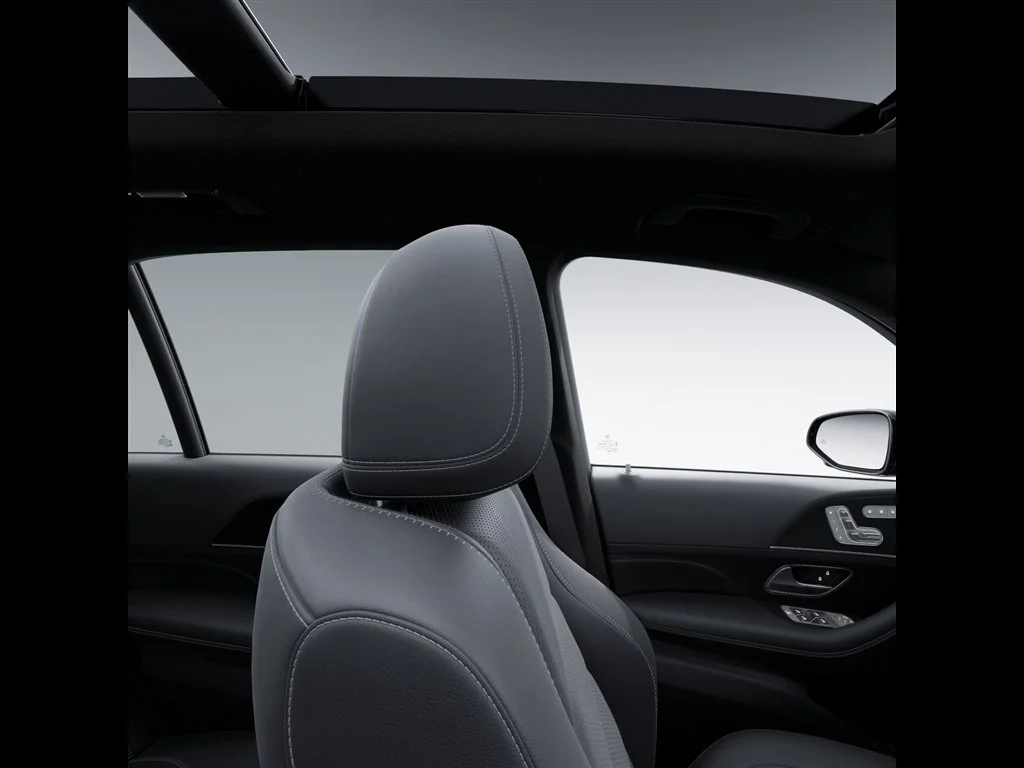 New 2027 Obsidian Black Metallic Mercedes-Benz GLE 450 image 90