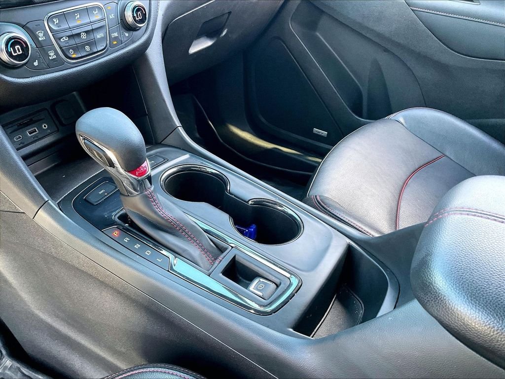 Used 2023 Summit White Chevrolet RS image 19