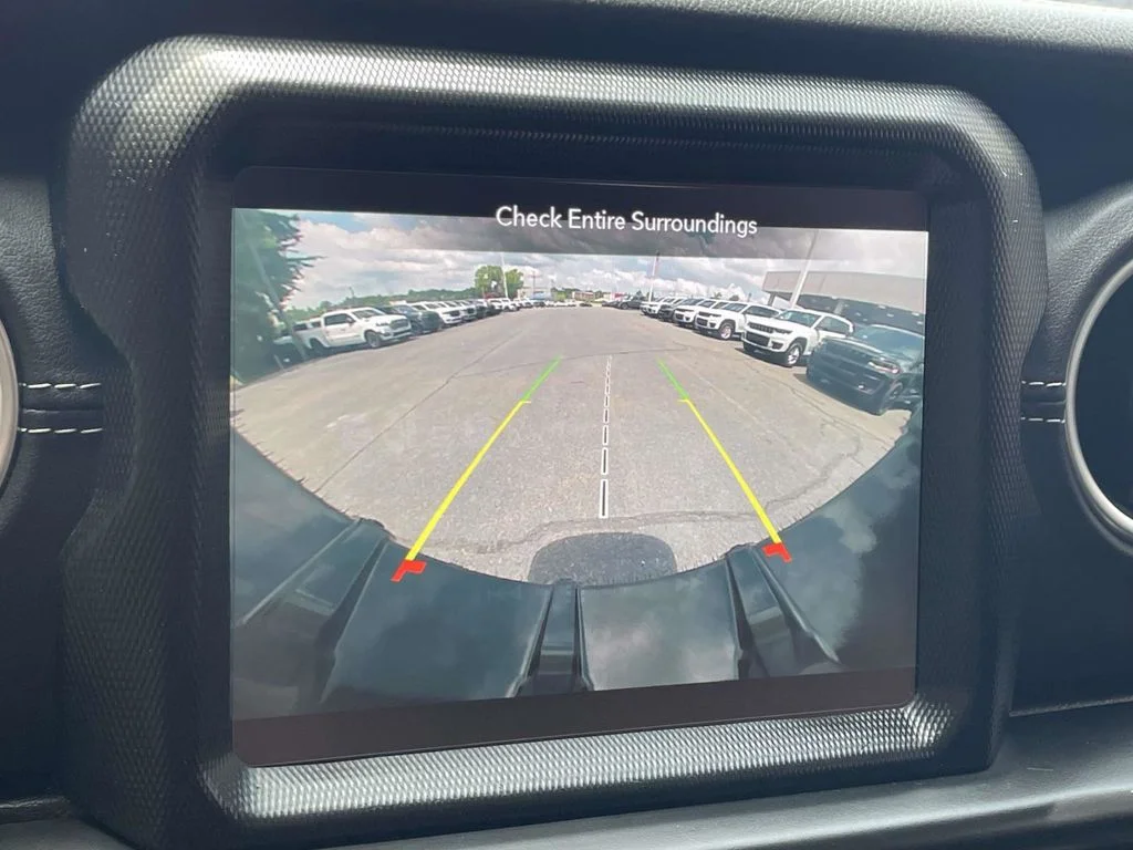 Used 2022 Gray Jeep Unlimited Sahara image 34