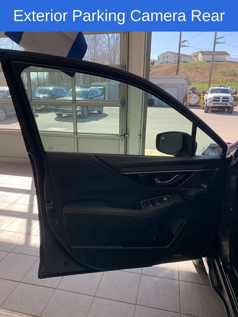 2025 Subaru Outback Limited - Photo 13
