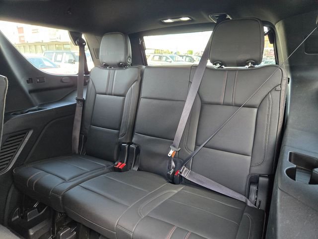Used 2022 White Chevrolet RST image 10