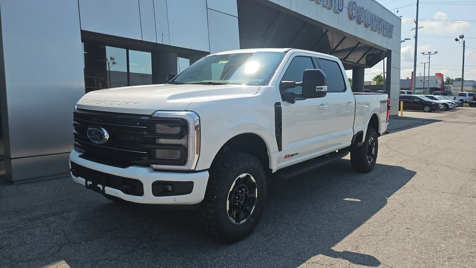 New 2026 Star White Metallic Tri-Coat Ford Platinum 4WD image 8