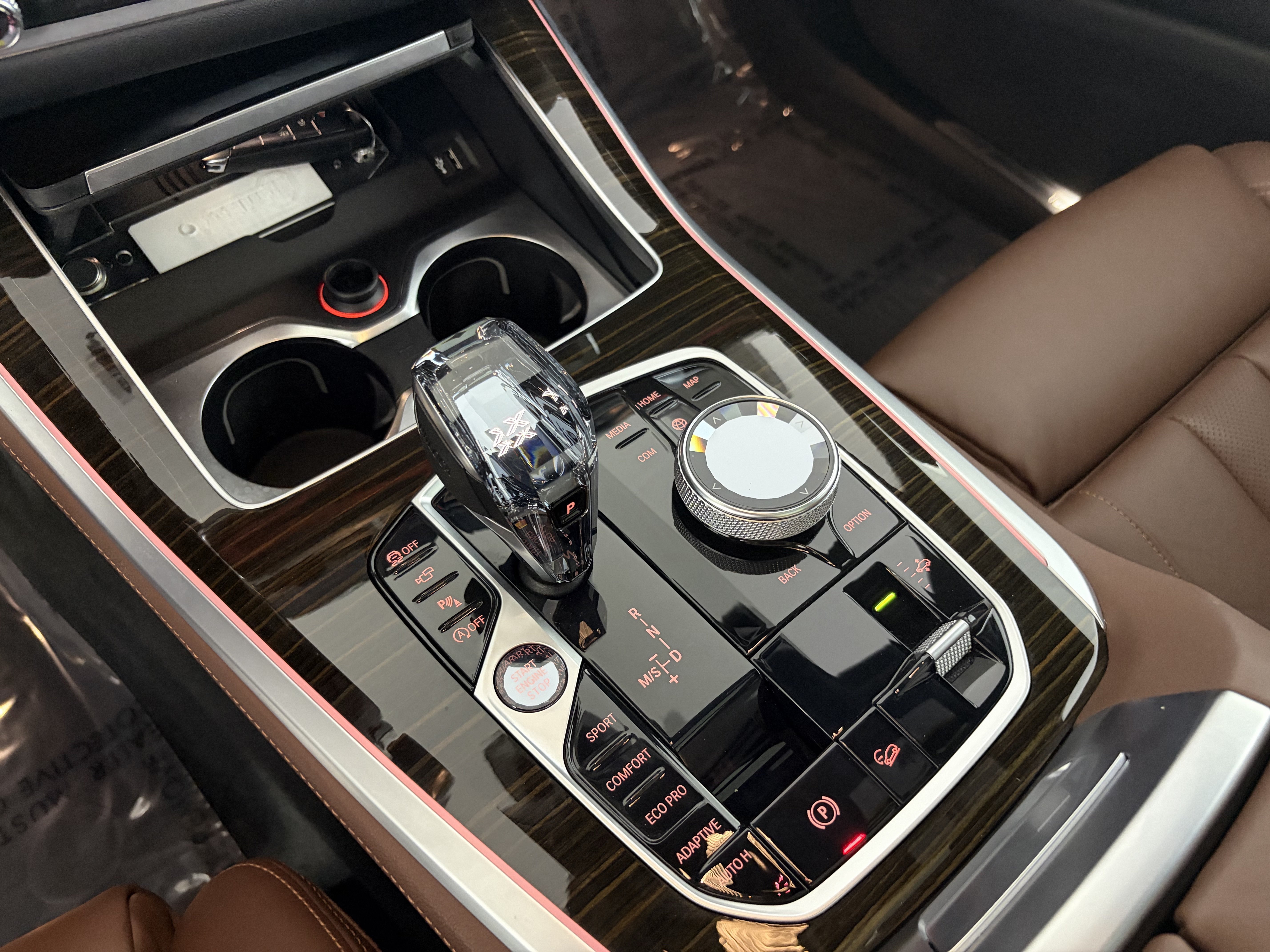 Used 2020 Mineral White Metallic BMW xDrive40i image 13