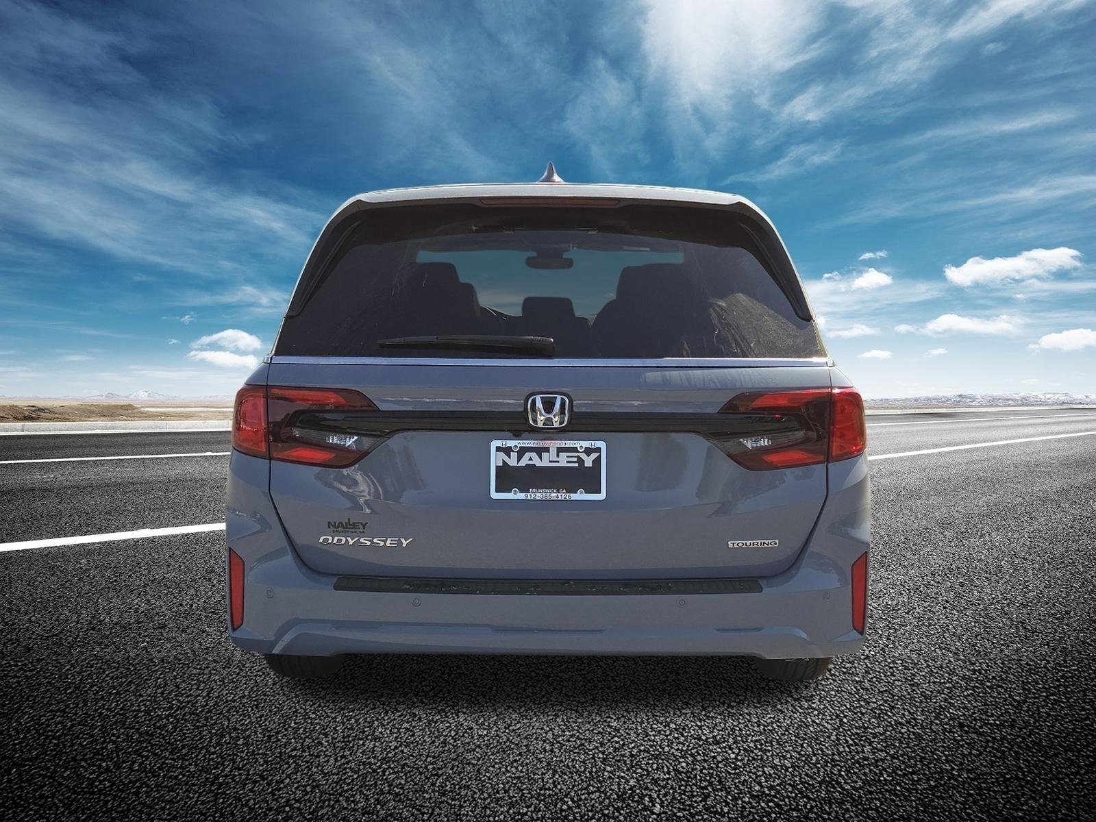 New 2026 Sonic Gray Pearl Honda Touring image 8