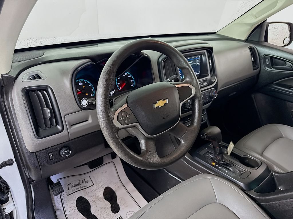 Used 2019 WHITE Chevrolet Work Truck image 12