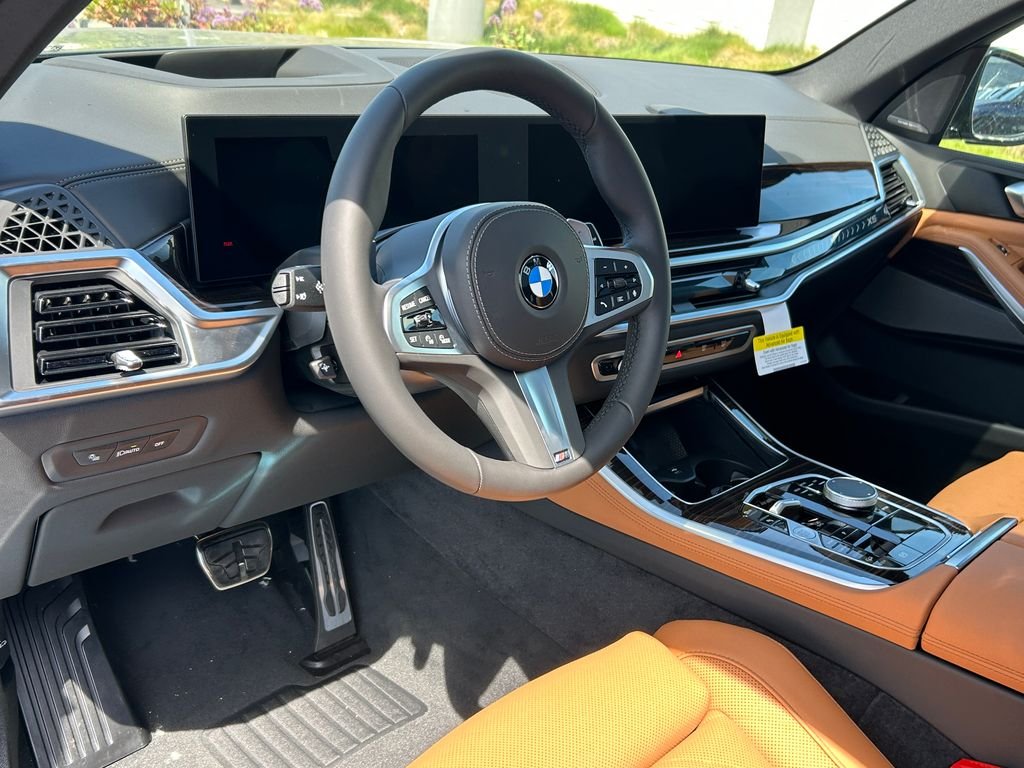 New 2026 Skyscraper Grey Metallic BMW xDrive40i image 13