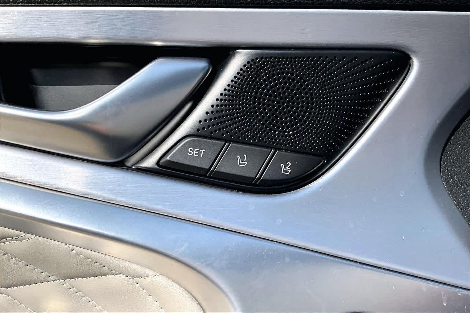 Used 2021 Savile Silver Genesis 2.0T image 33