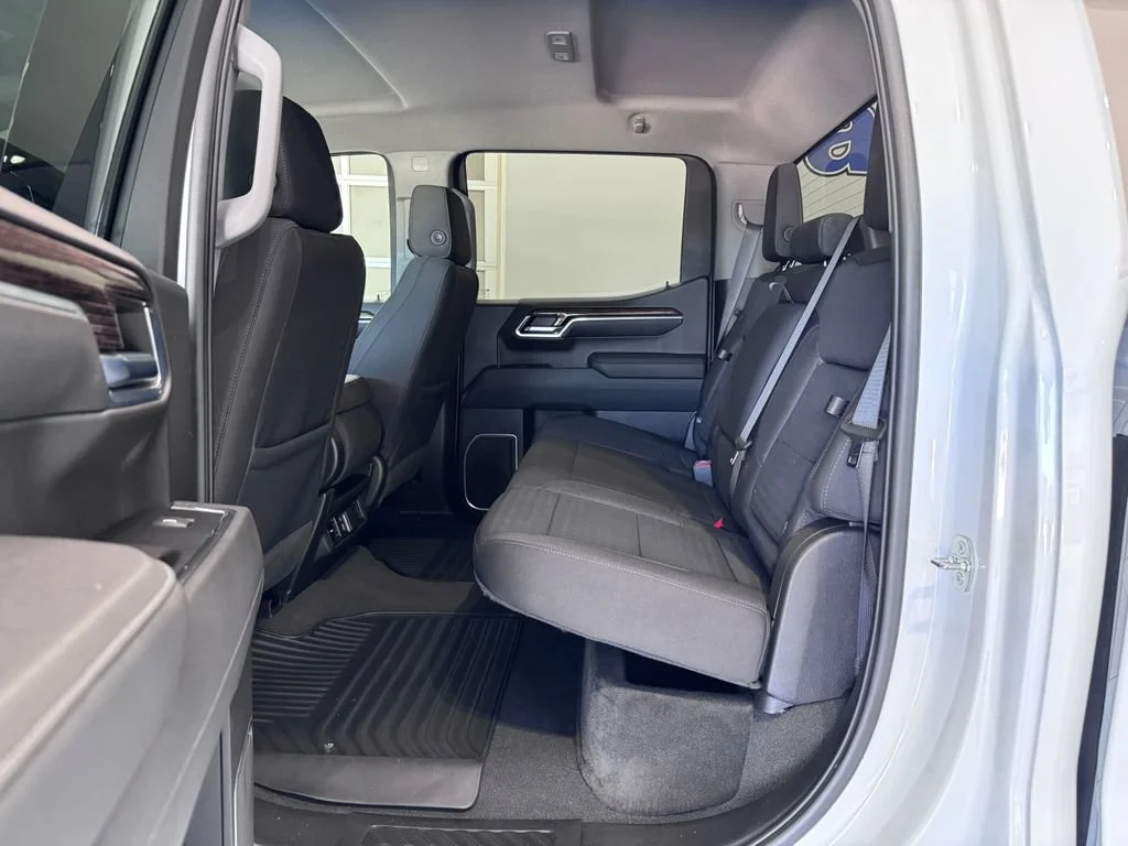 Certified Used 2023 Summit White GMC Elevation image 11