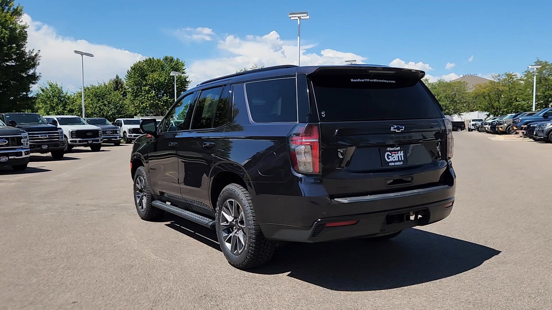 Used 2023 Dark Ash Metallic Chevrolet Z71 image 18
