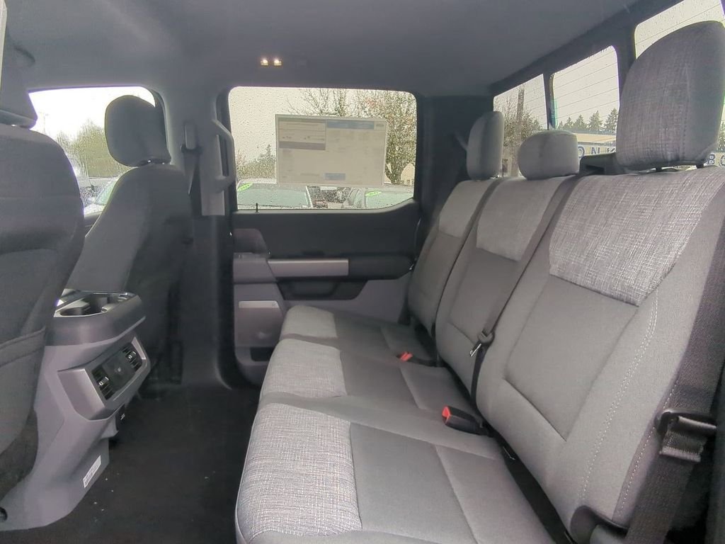 New 2026 Carbonized Gray Metallic Ford F-250® XLT image 57